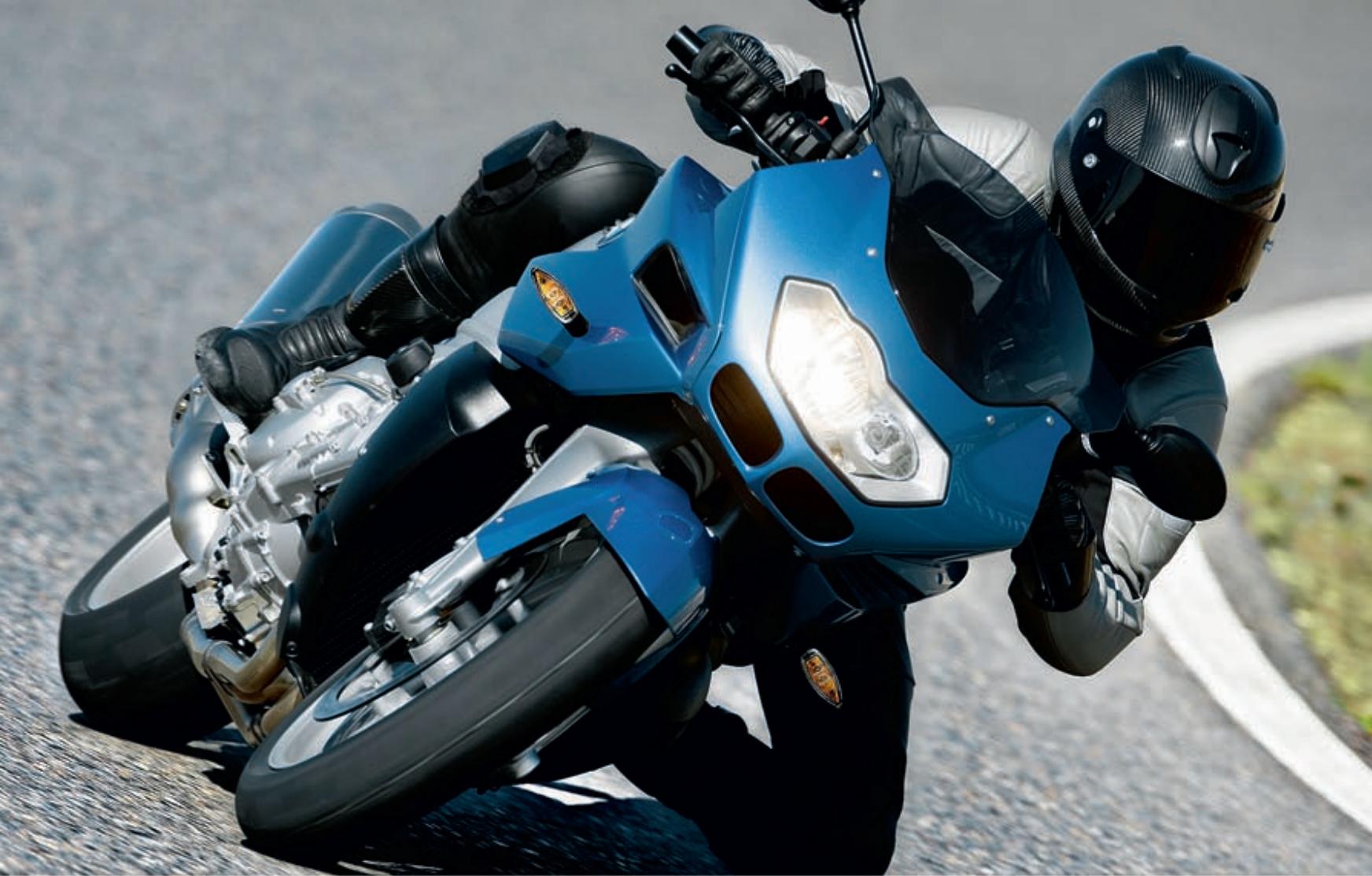 BMW K 1200 R SPORT - Performances - 3