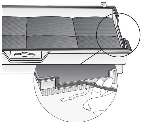 BOSCH DHL 535C/03 - INSTALLATION INSTRUCTIONS - Bij afzuigkappen met tweet filtercassettes: - 2