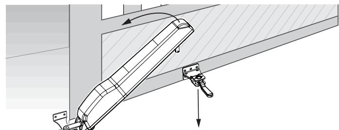 CHAMBERLAIN TPD10 - ENTRIEGELUNG / HANDBETRIEB DES TORES - 4