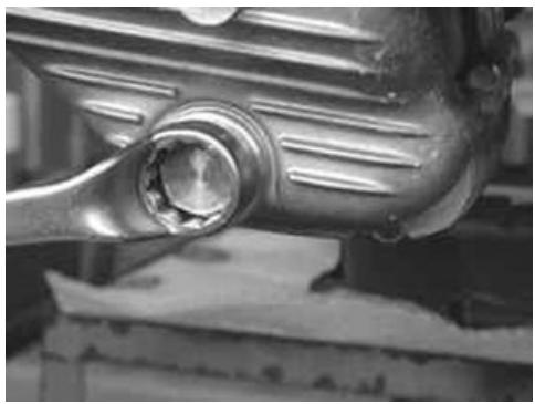 PIAGGIO XEVO - Locking torques (N^*m) - 1