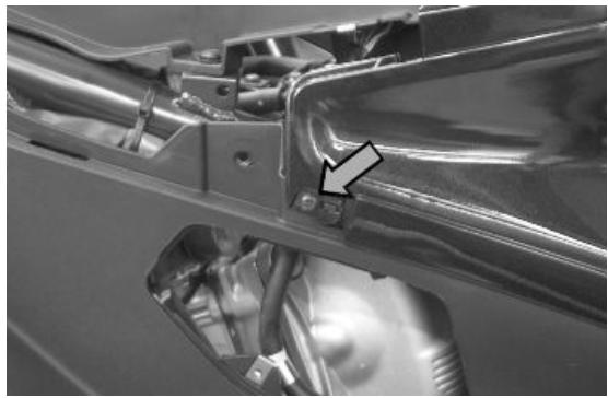 PIAGGIO XEVO - Frame central cover - 1