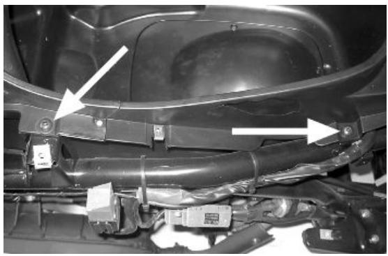 PIAGGIO XEVO - Helmet bay - 5