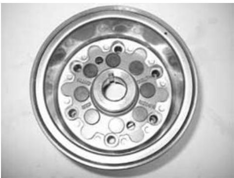 PIAGGIO XEVO - Inspecting the flywheel components - 1