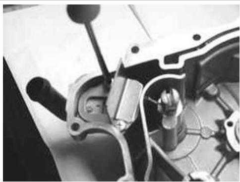 PIAGGIO XEVO - Inspecting the cover components - 1