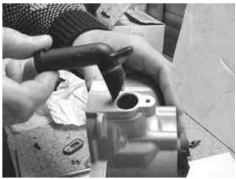 PIAGGIO XEVO - Inspecting the cover components - 3