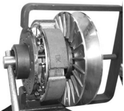 PIAGGIO XEVO - Removing the clutch - 2
