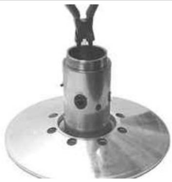 PIAGGIO XEVO - Removing the driven half-pulley bearing - 1