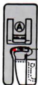 SINGER FUTURA 4000 N - How to use the stitch length manual override button and lever Comment utiliser le bouton et le levier de réglage manuel de longueur Comoutilizar el boton y la palanca manual de anulacion - 13