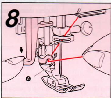 SINGER FUTURA 4000 N - Threading The Machine / Enfilage de la machine / Enhebrado de laquina - 3