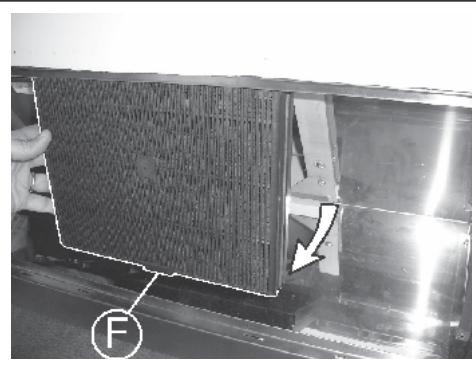 DE DIETRICH DHD771X - - UDSKIFTNING AF KULFILTER - 1