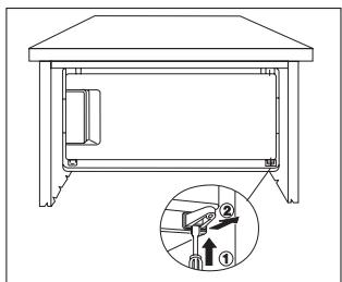 DE DIETRICH DRH915JE - Change of door opening direction of frozen food compartment - 1