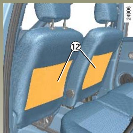 RENAULT CLIO 3 PHASE 1 - RANGEMENTS / AMÉNAGEMENTS HABITACLE (suite) - 2