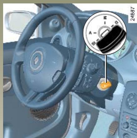 RENAULT CLIO 3 PHASE 1 - CONTACTEUR DE DEMARRAGE : vehicule avec clé / télécommande à radiofréquence - 1
