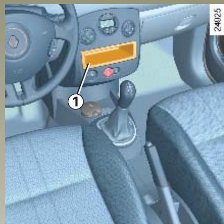 RENAULT CLIO 3 PHASE 1 - Remplacement de la pile - 2