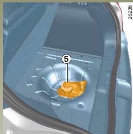 RENAULT CLIO 3 PHASE 1 - ROUE DE SECOURS (suite) - 1