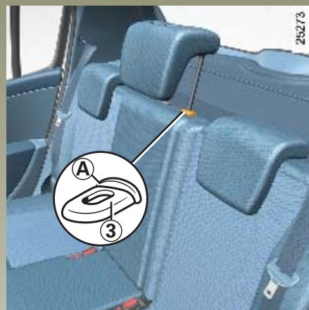 RENAULT CLIO 3 PHASE 1 - Installation du pack pour enfant de 6 à 10 ans - 1