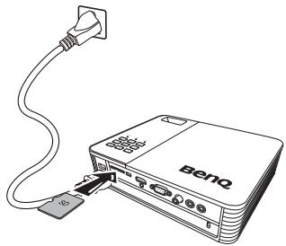 BENQ GP10 - Pour connecter le projecteur à une carte SD : - 1