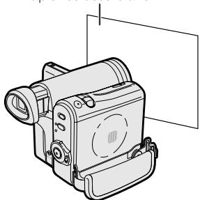 SHARP VLZ3S - Dirigez l'objectif vers un objet blanc. - 1