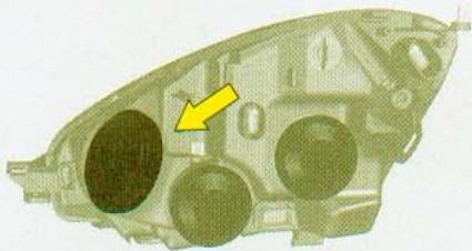 CITROEN C4 PICASSO 2006 - Feu de croisement - 2