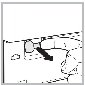 HOTPOINT AQ8F 49 U - Manuell Åpning av vaskeluken - 1