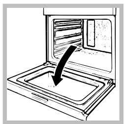 HOTPOINT FH 1039 P 0 IX/HA - Nettoyage de la porte - 1