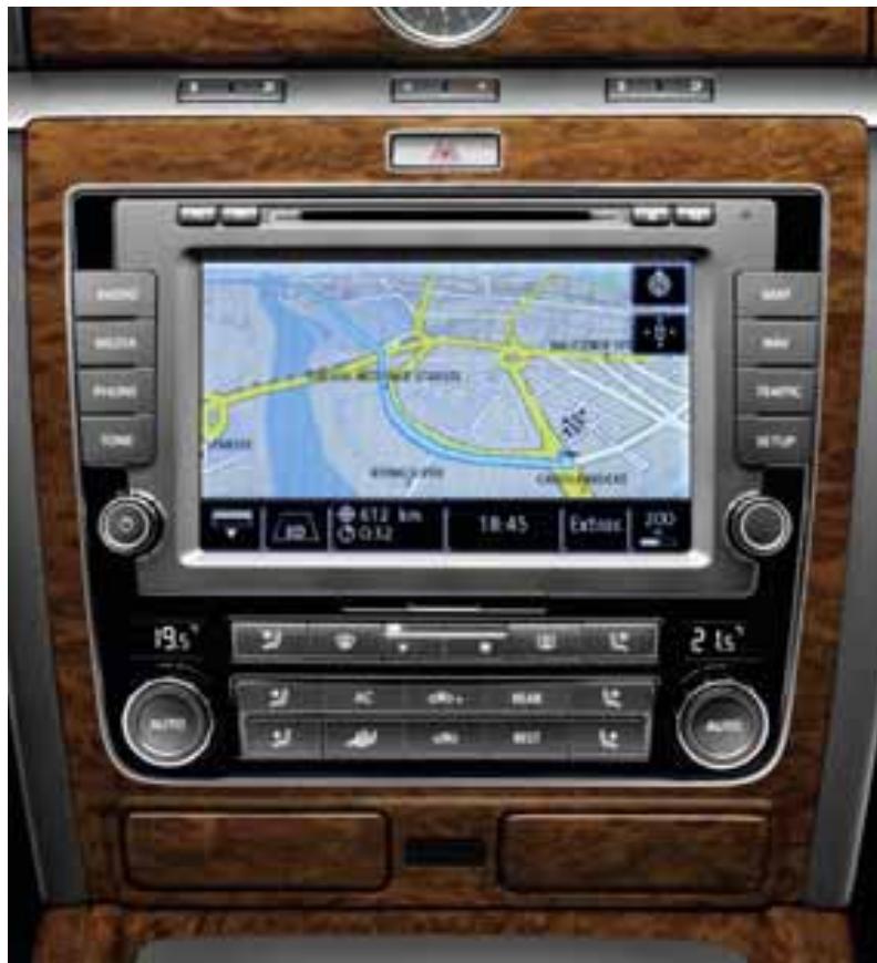 VOLKSWAGEN PHAETON - Design interieur et extérieur. - 2