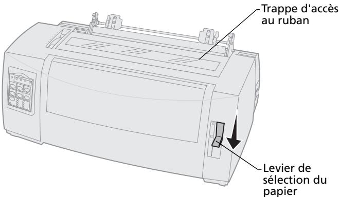 LEXMARK FORMS PRINTER 2400 - Chargement de papier listing par l'avant à l'aide du tracteur tirant - 3