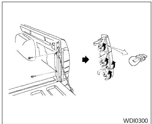 NISSAN FRONTIER 2004 - ATTENTION - 9