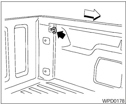 NISSAN FRONTIER 2004 - Verrouillage du hayon - 1