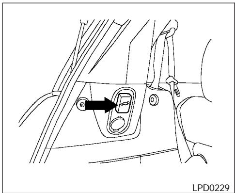 NISSAN QUEST 2006 - AVERTISSEMENT - 2