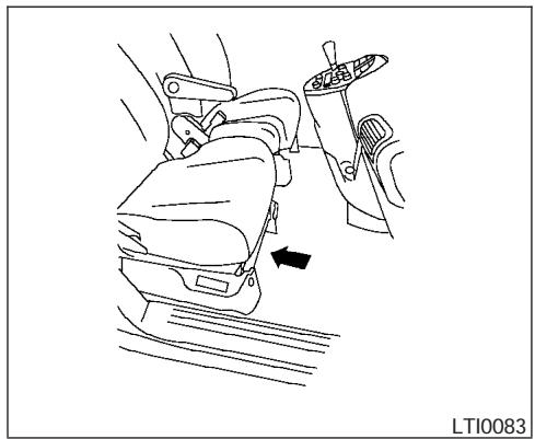 NISSAN QUEST 2006 - PLAQUE DU NUMERO D'IDENTIFICATION DU VEHICULE (NIV) - 1