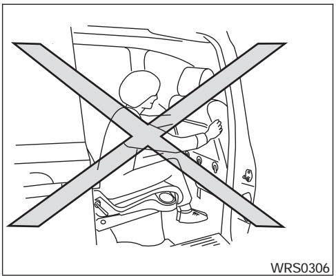 NISSAN QUEST 2006 - A VERTISSEMENT - 1