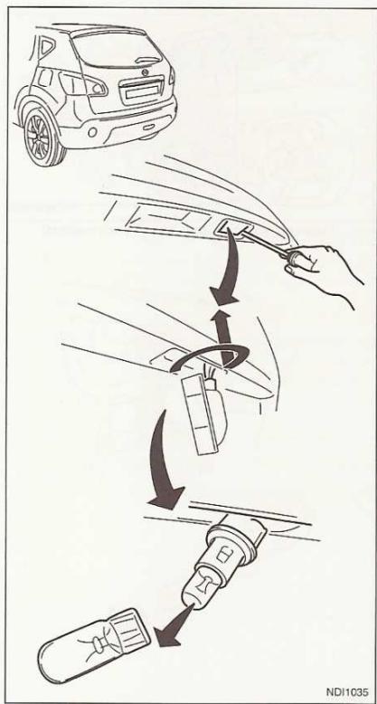 NISSAN QASHQAI PLUS 2 - EMPLACEMENT DES AMPOULES - 11
