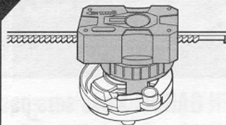 HASBRO BEYBLADE TOPS ROLLER DEFENSER - 7 - 4