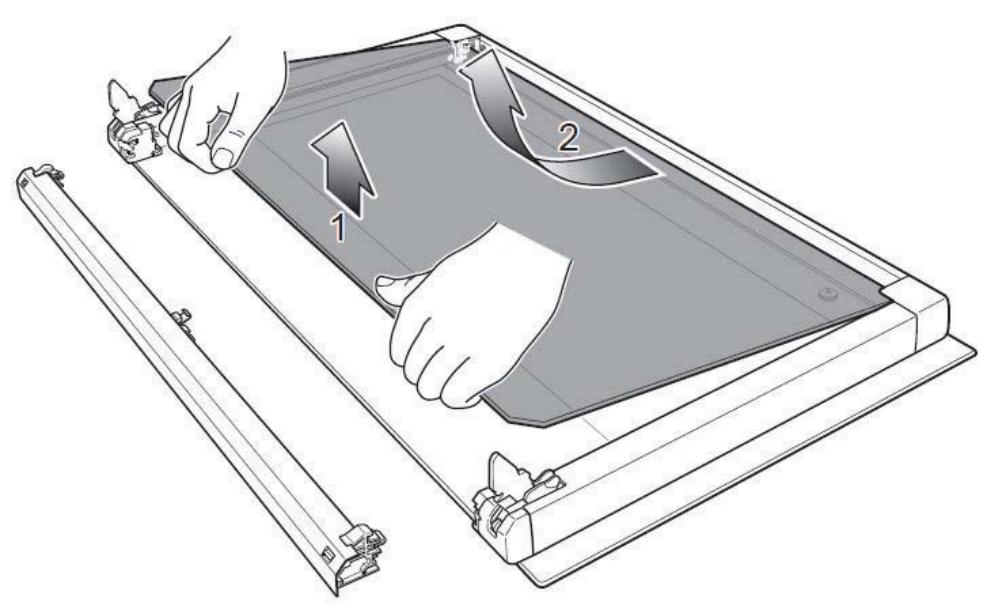 ESSENTIELB EMCG 912C,  EMCG 912I,  EMCG 912N,  EMCG 912R,  EMCG 922I - NETTOYAGE DE LA VITRE INTÉRIEURE - 2