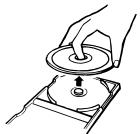 DENON RCD-M33 - - Retrait des disques de leurs boîtiers - 1