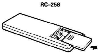 DENON DCM-360 - Insertion de la pile - 1