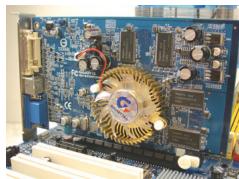 GIGABYTE GA-8I865PE-L - Инсталmpане НдОпьнHTeнha KapTa - 1