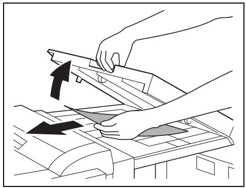 KONICA MINOLTA CF3102P - Retrait d'un serrage papier dans le module de finition FN-8 - 2