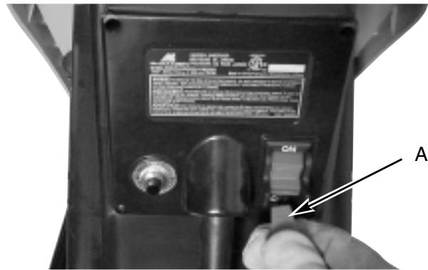MCCULLOCH MCS2003 - 5-2. SHREDDING BLADES MAINTENANCE WARNING - 1