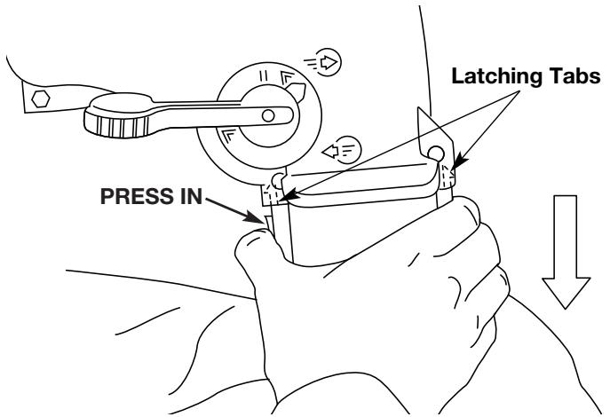 MTD BV3100 - EMPTYING THE VACUUM BAG - 1