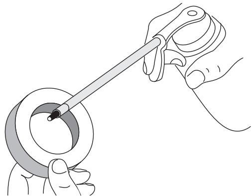 MTD BV3100 - Ripositionamento del carter del filtro dell'aria/tubo di scappamento - 4