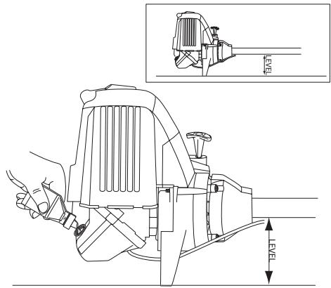 MTD YM26SS - CHECKING THE OIL LEVEL - 5