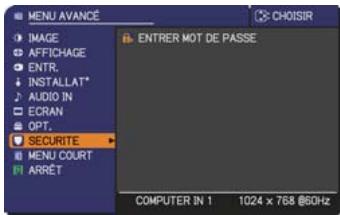 HITACHI CP-X2520 - Accédez au menu sécurité - 1