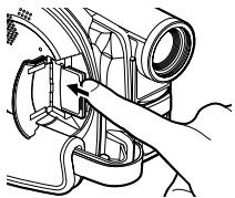 HITACHI DZ-MV350A - Introduction et extraction de la carte - 2