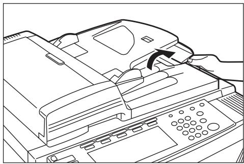 OLIVETTI D-COPIA 45 - Classer les originaux dans l'ordre et les placer face sur le dessus (première page sur le dessus pour les originaux à deux faces) sur la table d'original. - 2