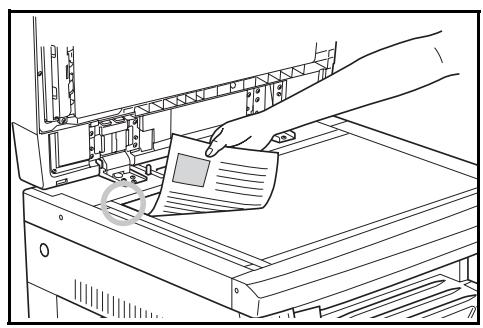 OLIVETTI D-COPIA 2200MF - Placement des originaux sur la glace d'exposition - 1