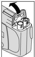 KODAK ADVANTIX C400 - LOADING THE BATTERIES - 1