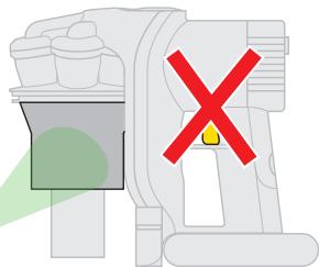 DYSON DC34,  DC34 ANIMAL PRO,  DC34 CAR BOAT - TULIPALON, SÄHKÖISKUN JA VAHINKOJEN VÄLTÄMISEKSI: - 7