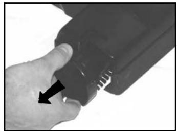 NILFISK 212 - CHANGING OR CLEANING OF THE BRUSH - 2